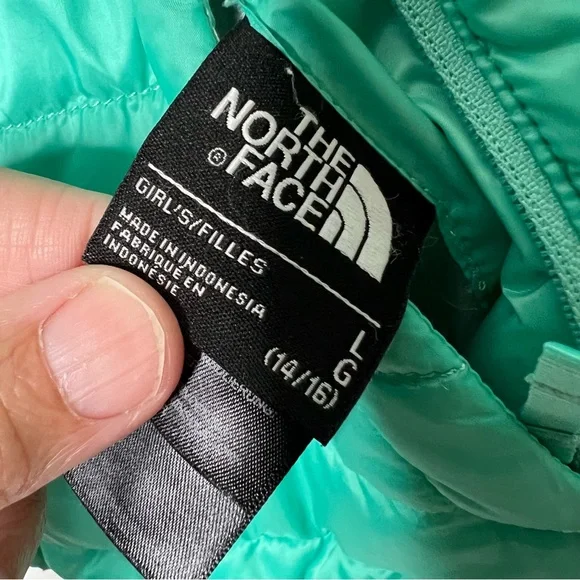 North Face Mossbud reversible girls jacket 14/16 - Picture 3 of 12